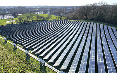 Photovoltaik-Freiflächenanlagen: Vergütung & Umsetzung